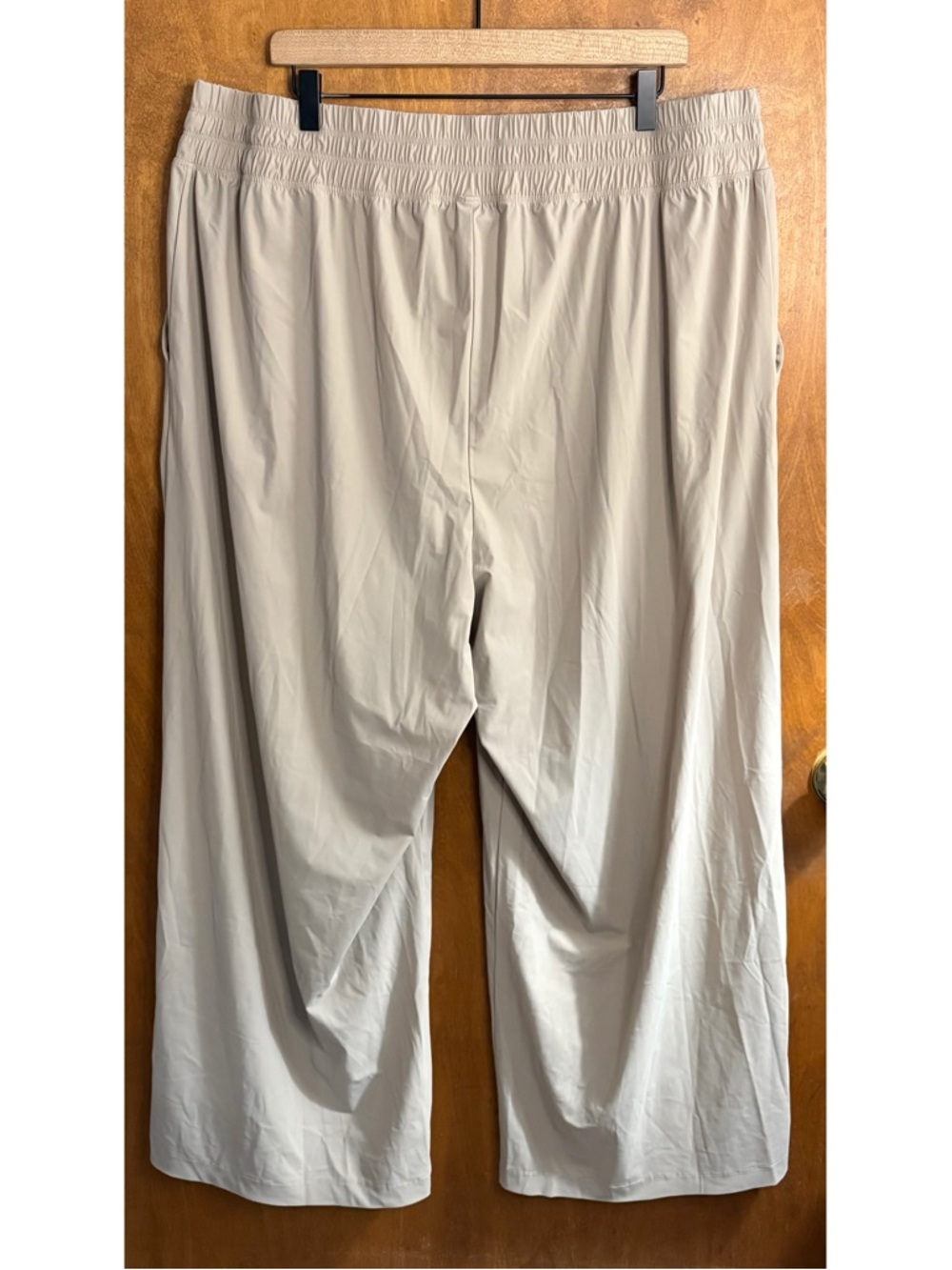 Old Navy Extra High Rise SleekTech Pleated Wide Leg Trousers Pants XXL Office - Picture 3 of 10